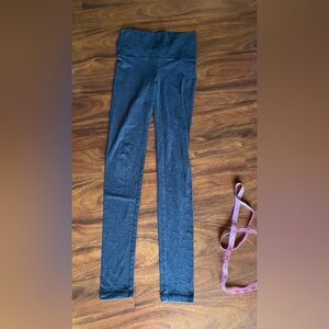 Women's Skinny Pants in Dark Gray